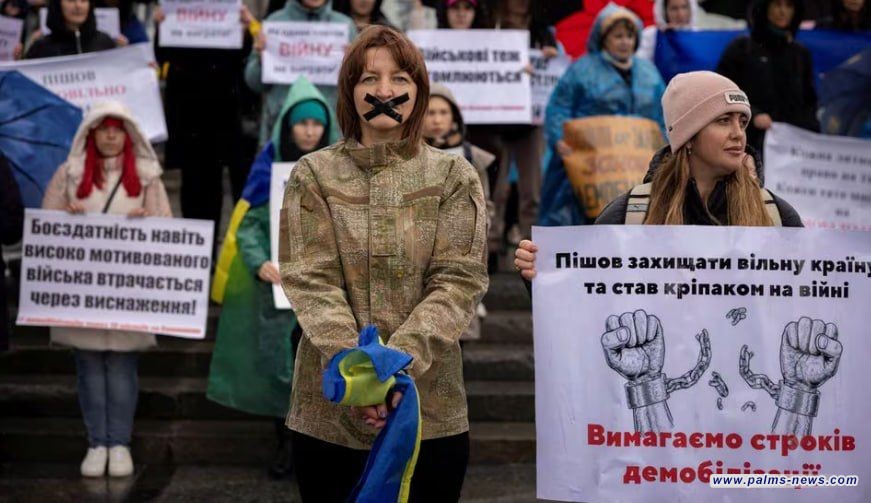 الشعب الأوكراني يشعر بالضجر بسبب ممارسة التجنيد الشامل