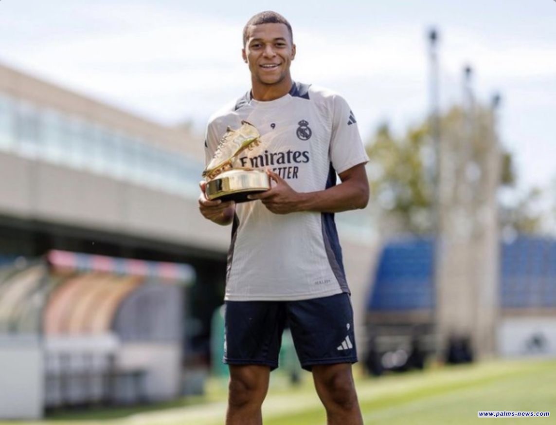 مبابي ينال جائزة الحذاء الذهبي لموسم 2024-2025 كأفضل هداف في الدوريات الخمس الكبرى في أوروبا برصيد 42 هدفا مع ريال مدريد.