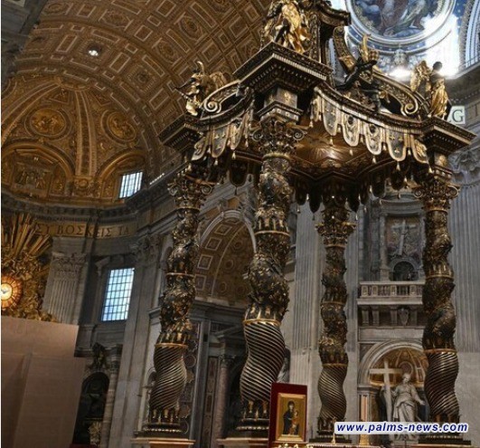 البابا مذهول من الواقعة.. رجل يتبول على مذبح القديس بطرس في الفاتيكان