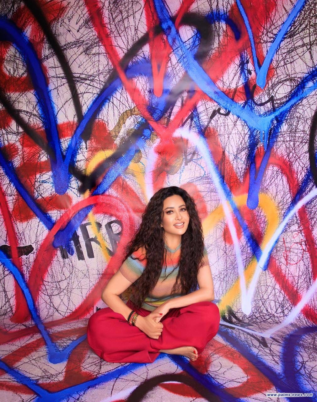 لطيفة تطرح 4 أغانٍ من ألبومها الجديد