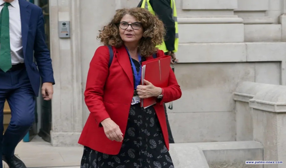 اثناء انتقادها ارتفاع معدلات السرقة  سرقة حقيبة وزيرة الشرطة البريطانية!