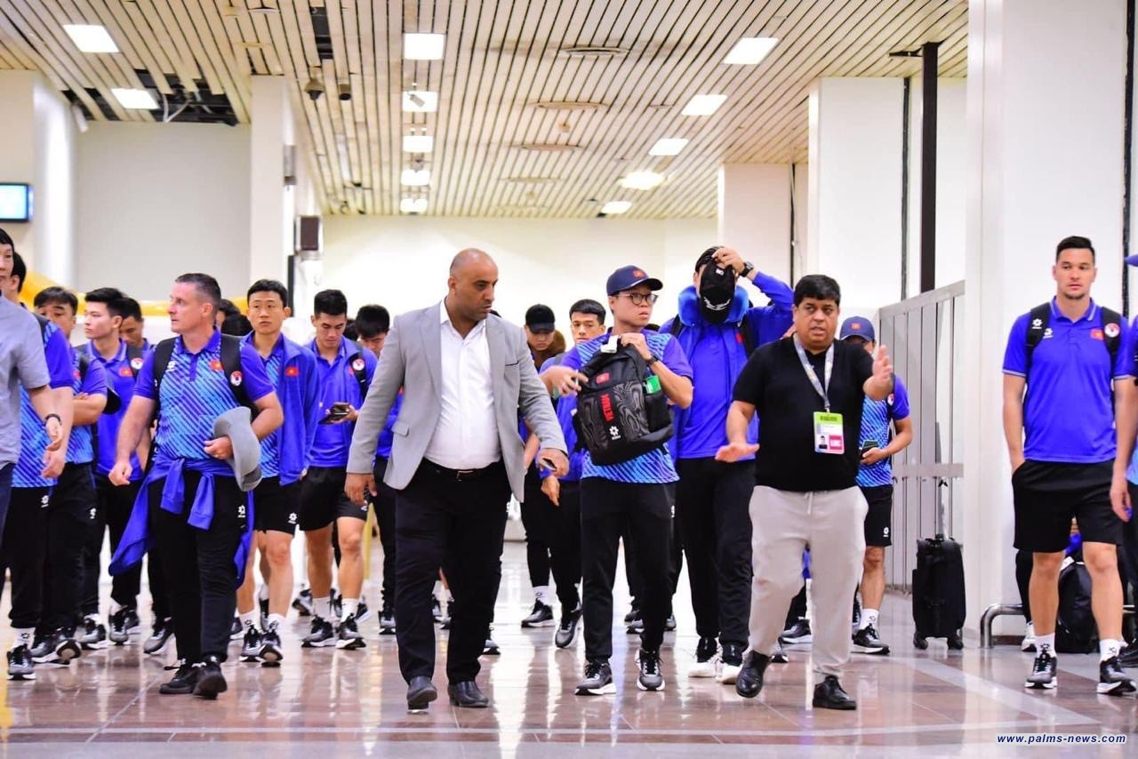 المنتخب الفيتنامي يصل إلى البصرة استعداداً لمواجهة العراق في التصفيات المزدوجة