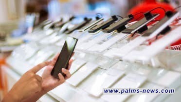 جديد الهواتف الذكية.. تصلح نفسها وتشحن بالطاقة الشمسية