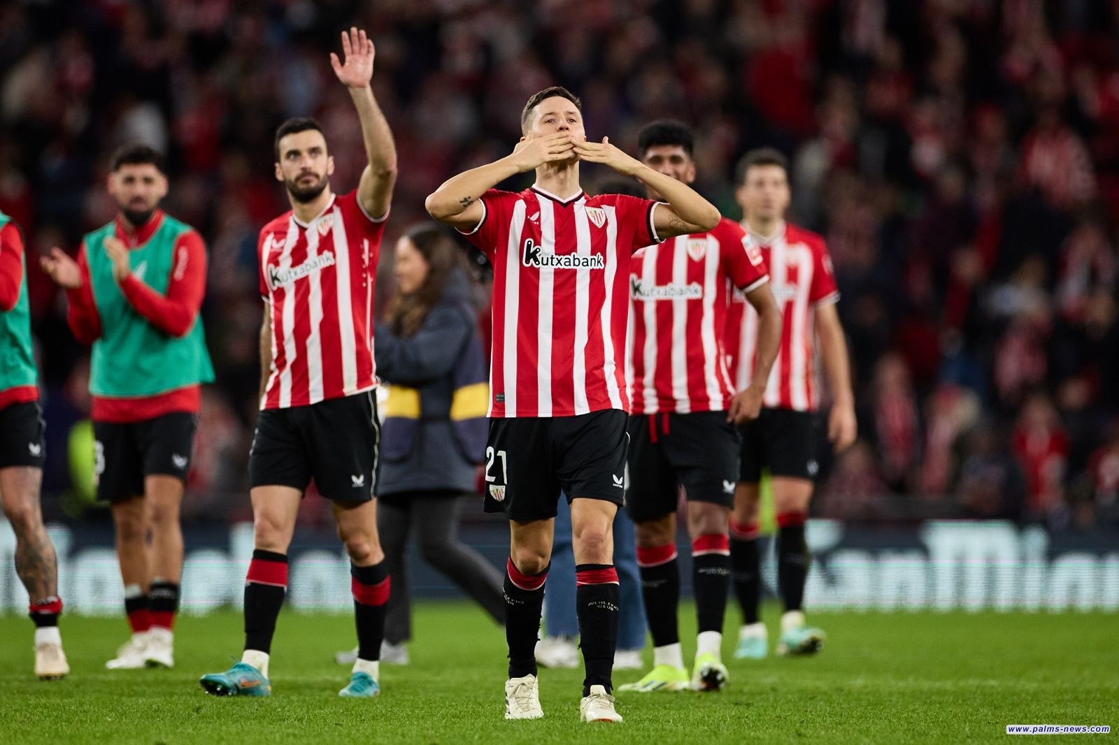 فيفا يفرض حظر انتقالات على أتلتيك بلباو حتى يناير 2028