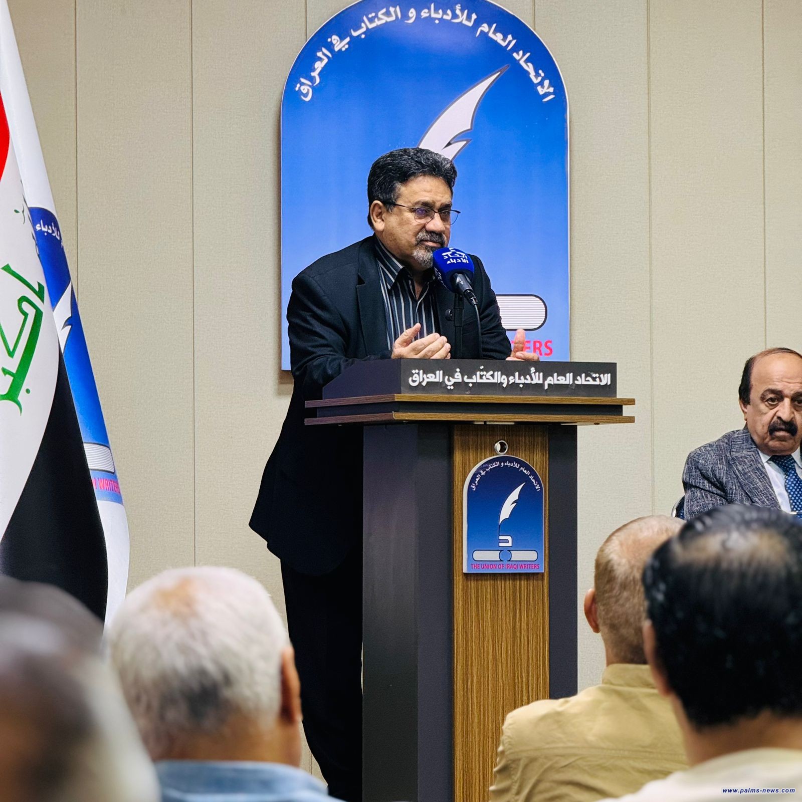 (شاعر ورؤية)الشعر مرآة الوعي والوجود الإنساني في اتحاد الأدباء