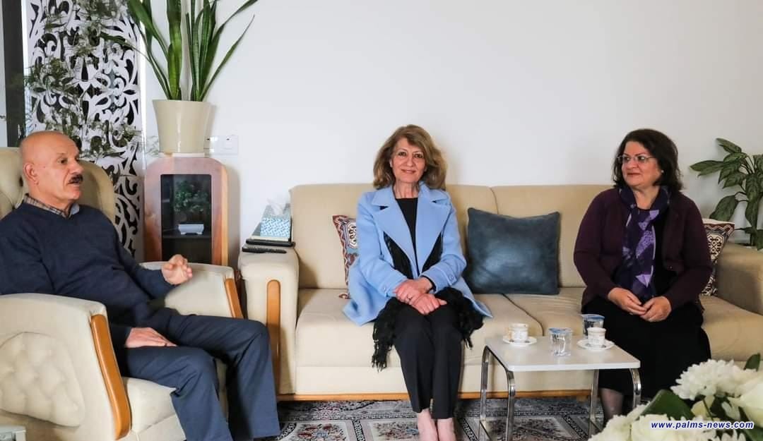 السيدة الأولى تزور عدداً من الفنانين بمدينة السليمانية