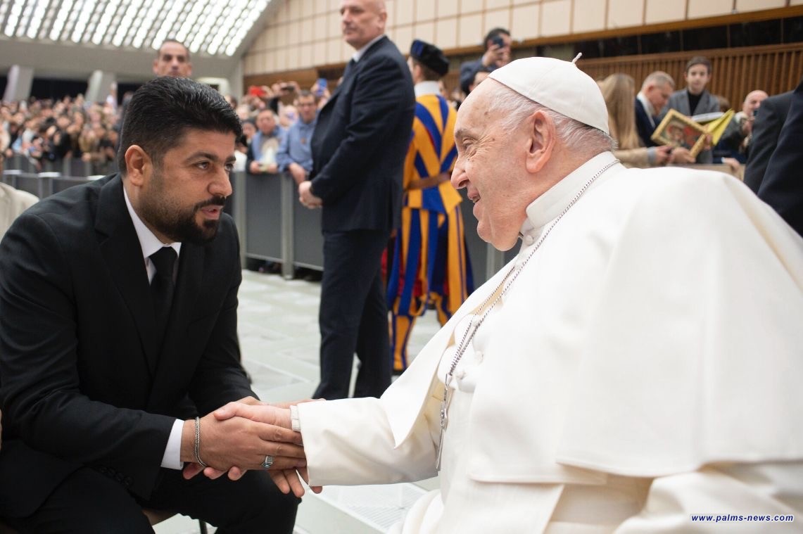 تزامناً مع ميلاد السيد المسيح..  د. علي الموسوي يلتقي قداسة البابا فرنسيس