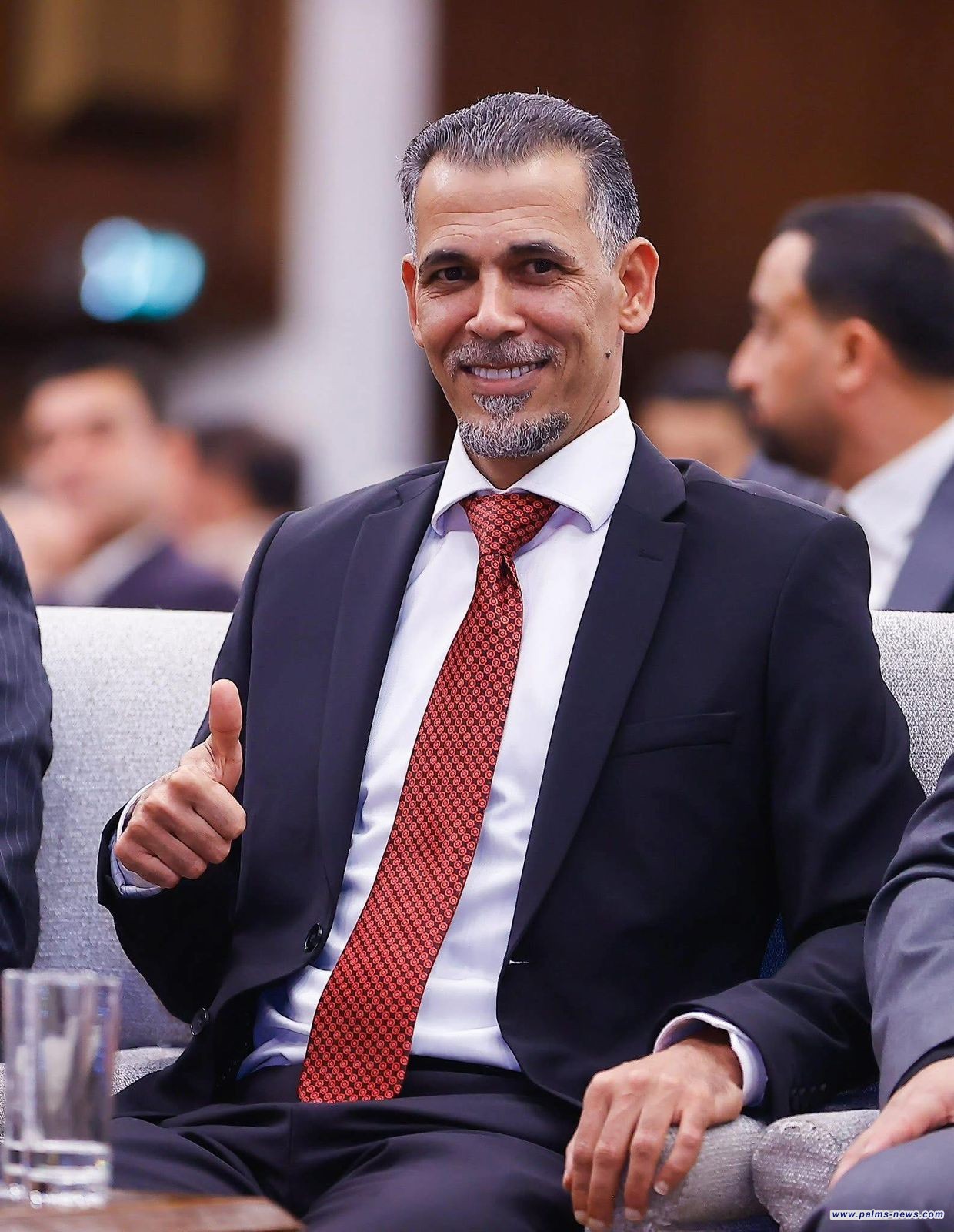 يونس محمود يوفّر طائرتين خاصتين لرحلات المنتخب استعداداً لمونديال 2026