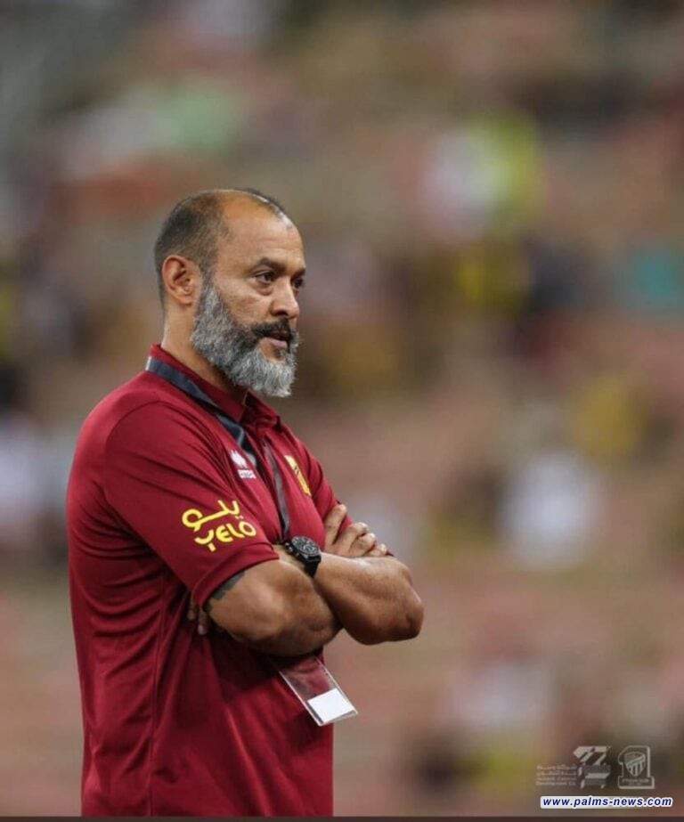 الاتحاد السعودي يقيل مدربه على خلفية الخسارة من الجوية العراقي