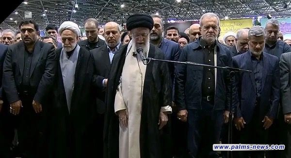 الآف الإيرانيين يشيعون هنية في طهران