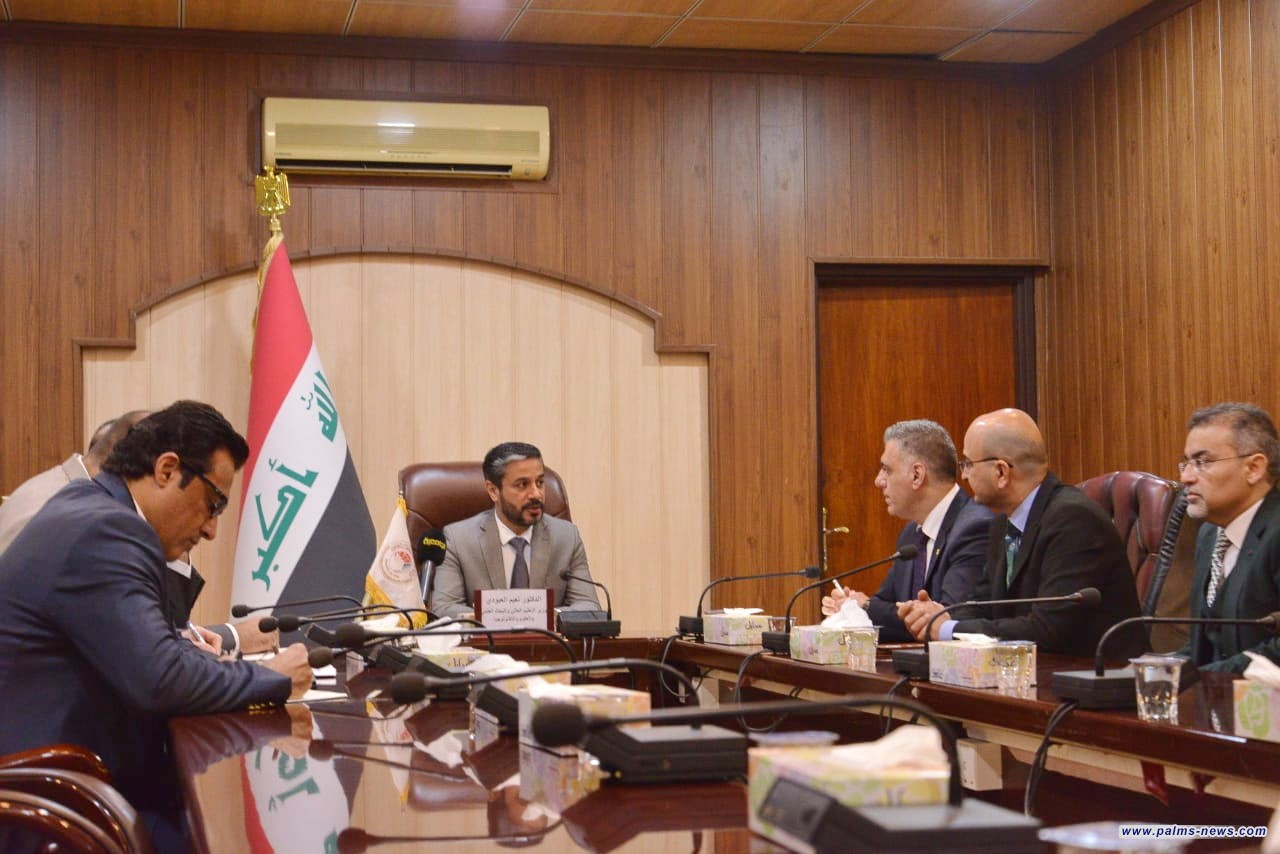 وزير التعليم يؤكد على أهمية تبادل الخبرات بين جامعات المركز والاقليم