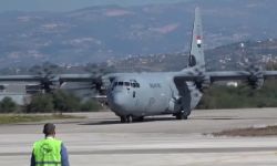 وفد عراقي رسمي يصل دمشق بقافلة محملة بـــ ٦٠ طن من مساعدات الإغاثة