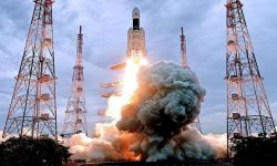 الهند تعلن نجاح وضع مركبة الهبوط تشاندرايان-3 في مدار حول الأرض