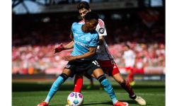 باير ليفركوزن يقترب من التتويج بلقب الدوري الألماني لكرة القدم