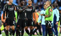 تعرف على سبب.. ارتداء أرسنال زيا أسود في البريميرليغ