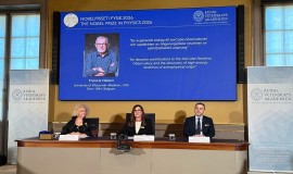 البلجيكي فرانسيس هالزن يفوز بجائزة نوبل في الفيزياء 2026