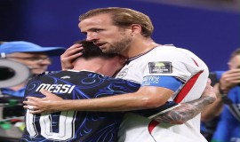 هاري كين يستبعد الاعتزال بعد كأس العالم ويؤم  أن ميسي دليل على أن العمر ليس عائقًاً
