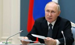 " إنجاب طفلين على الأقل " بوتين يوجه دعوة للروس