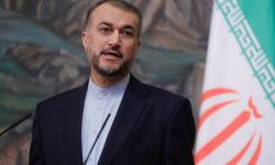 وزير الخارجية الإيراني : هناك اتفاق يقضي بعدم السماح بأن تكون الرياضة أداة سياسية