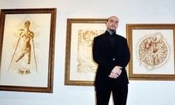 الشرطة الأمريكية تلقي القبض على فنّانٍ يرسم بدم البشر