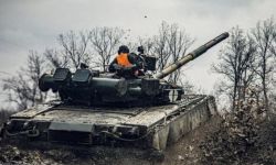 تصعيد جديد للحرب بين أوكرانيا وروسيا مع اقتراب الذكرى الأولى لها