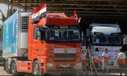 فتح معبر رفح وبدء دخول المساعدات إلى قطاع غزة
