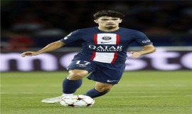 البرتغالي فيتينا، يحصل على جائزة أفضل لاعب وسط في العالم لعام 2025 من غلوب سوكر.