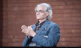 الموت يغيب الشاعر والناقد الإيراني البارز علي باباجاهي