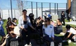 انتحار شاب عراقي في مركز احتجاز اللاجئين