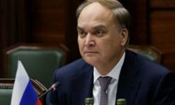 أنطونوف : روسيا سترد على الهجوم في الوقت الذي تراه ضروريا