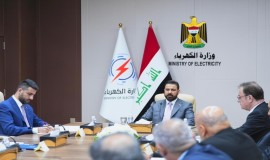 الزيدي يزور وزارة الكهرباء لمتابعة خطتها بتأمين الطاقة خلال فصل الصيف الحالي
