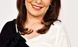 هدى حسين تعلن عن خوضها السباق الرمضاني للعام 2024