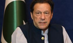 الحكم على رئيس وزراء باكستان السابق عمران خان وزوجته بالسجن 10 سنوات