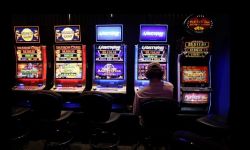 أستراليا يتصدر قائمة "أكبر المقامرين" في العالم