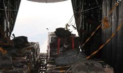 الأردن ينفذ أكبر عملية إنزال للمساعدات في قطاع غزة