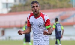 استشهاد اللاعب الفلسطيني محمد بركات نتيجة قصف إسرائيلي استهدف منزله