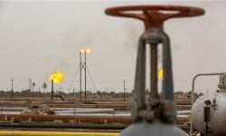 خام البصرة يسجل خسائر طفيفة