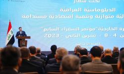 فؤاد حسين : إبعاد العراق عن الحرب من اساسيات عمل الحكومة