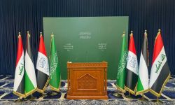 وزير القائد ينشر منصة الصدر الخاصة بمناسبة عيد الغدير موشحة بعلمي العراق والغدير