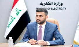وزير الكهرباء يدخل غرفة عمليات خاصة لمعالجة مشاكل التوزيع ووضع حلول عاجلة لفصل الصيف .
