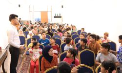 منظمة شجرة الحياة الخيرية ترعى حفلاً خيرياً لتوزيع كسوة العيد لأكثر من 300 يتيم