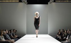 *دراسة: "عالم الأزياء" يتسبب في تسرب ملايين الأطنان من البلاستيك إلى البيئة كل عام*