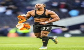 مدرب وست هام يمنع أداما تراوري من رفع الأثقال ويؤكد "ضخم البنية بما يكفي"