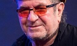 القضاء الإيراني يُكشف عن جريمة مقتل المخرج داريوش مهرجوئي