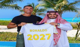 النصر السعودي يعلن تجديد عقد كريستيانو رونالدو لمدة موسمين إضافيين.